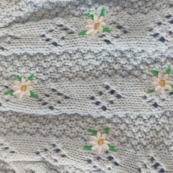 Sky & Sparrow Embroidered Cardigan - Picture 3 of 5